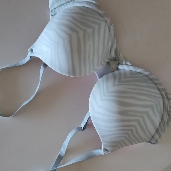 PINK Victoria's Secret 2-way Convertible Push up Bra - Picture 5 of 9